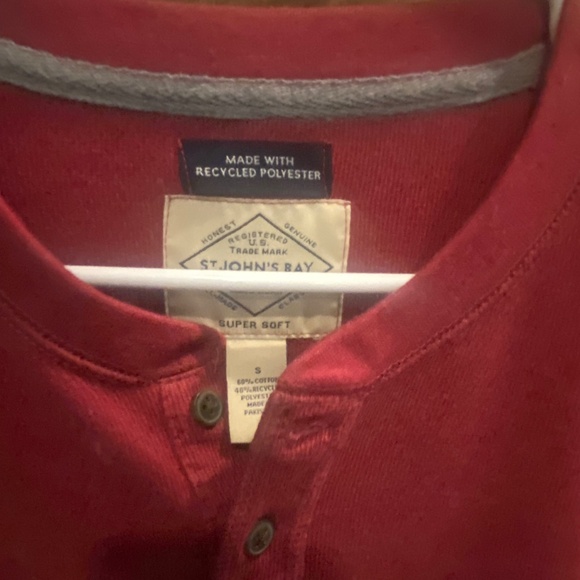 TWO Men’s Small Shirts - Picture 4 of 4